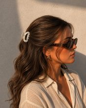 Marbled Mini Claw Hair Clip